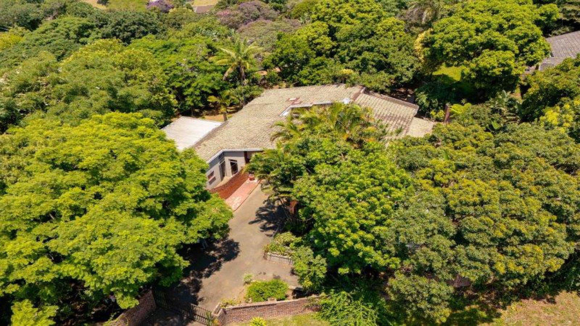 Front View of property in Chiltern Hills