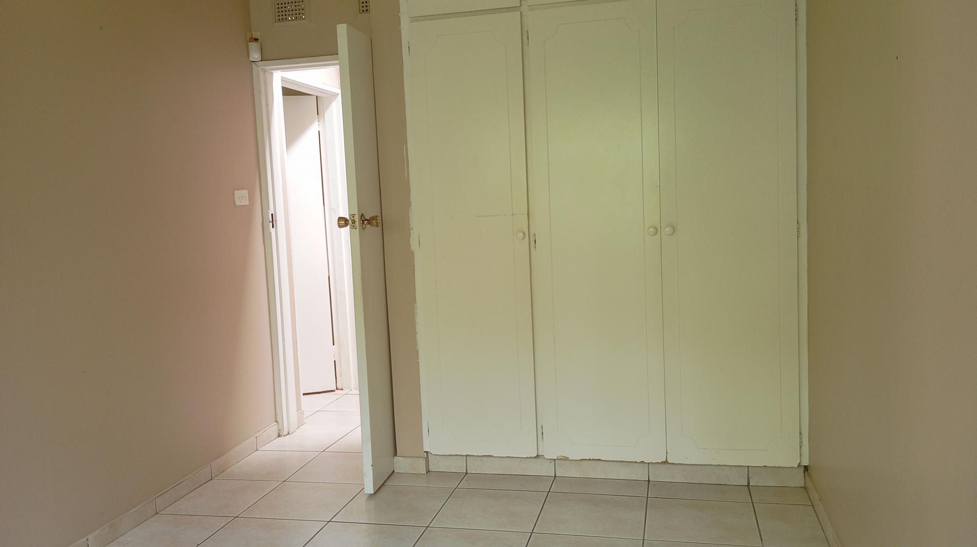 Bed Room 1 - 16 square meters of property in Chiltern Hills