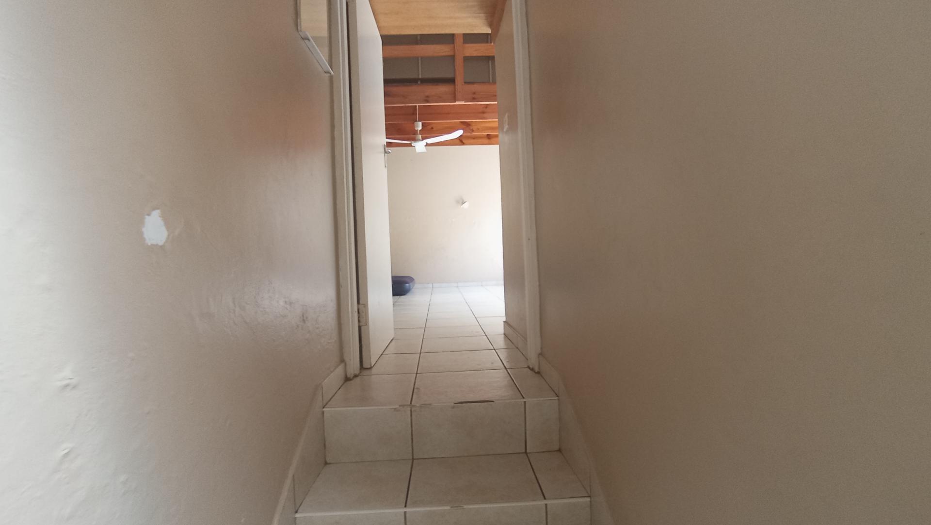 Spaces - 13 square meters of property in Chiltern Hills