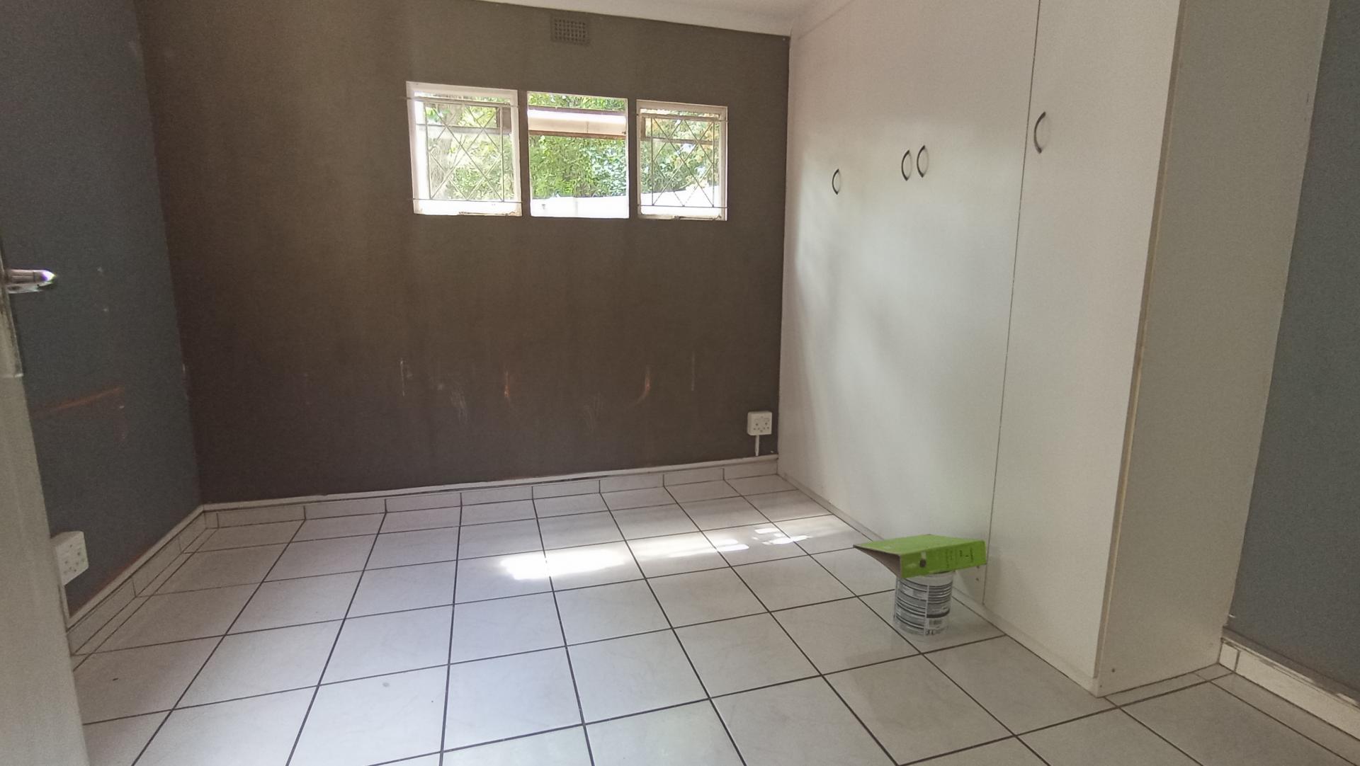 Staff Room - 15 square meters of property in Chiltern Hills