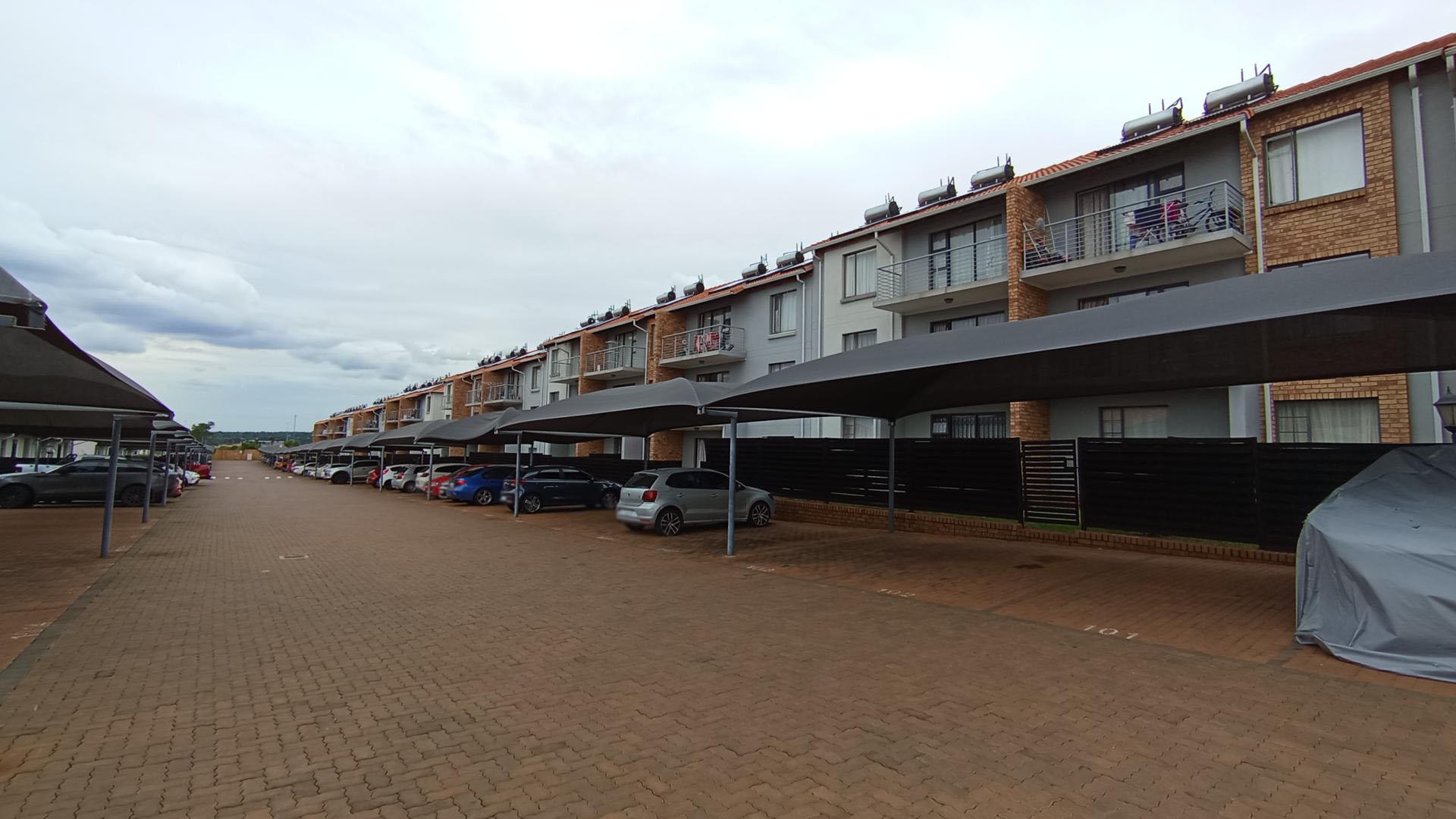 Front View of property in Monavoni