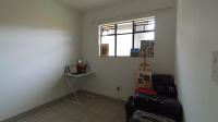 Bed Room 4 - 10 square meters of property in Monavoni