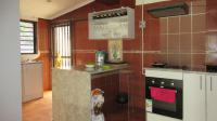 Kitchen - 24 square meters of property in Sophiatown