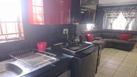 Kitchen - 6 square meters of property in Watervalspruit (Vaal)