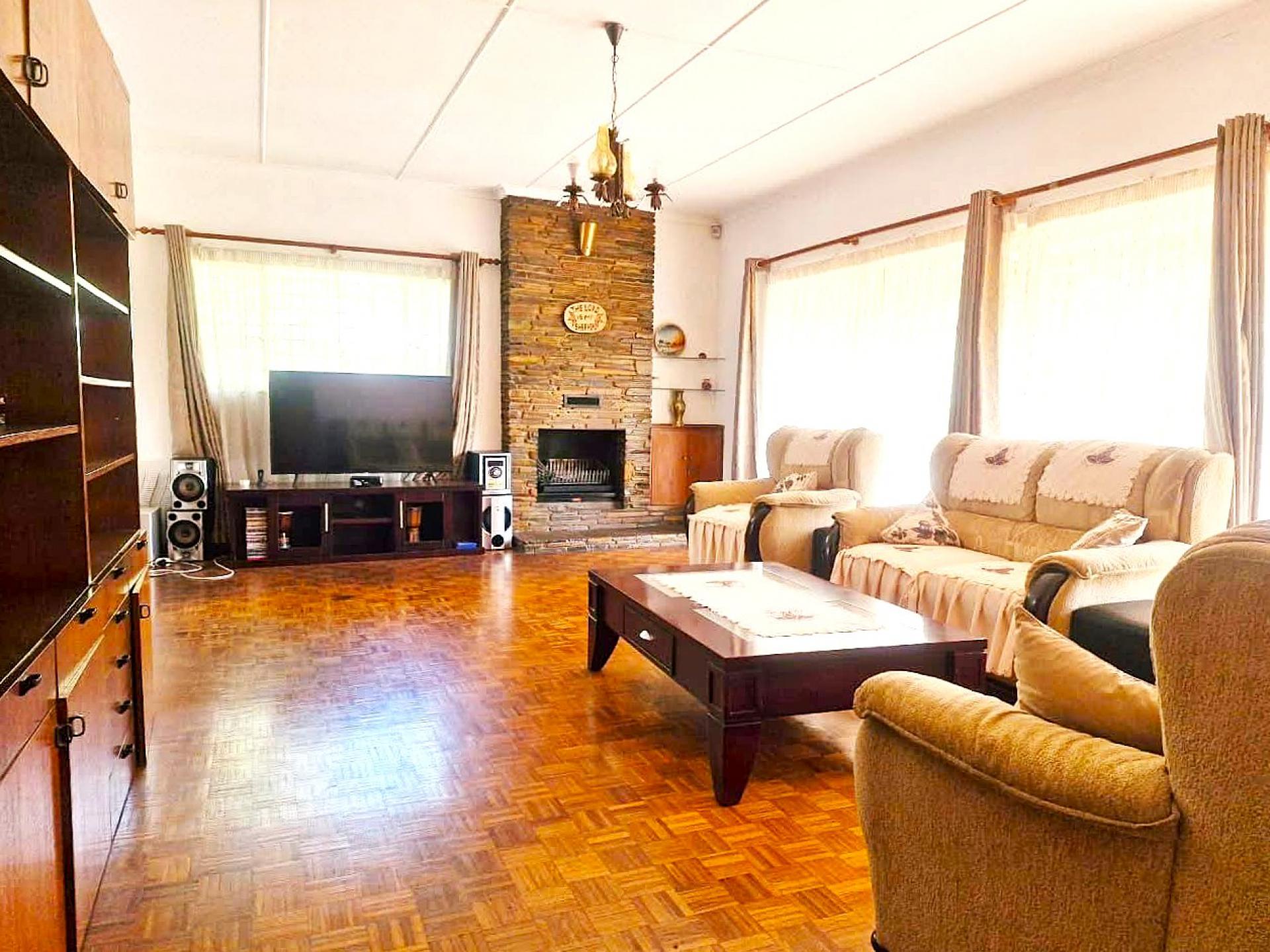  of property in Queenswood