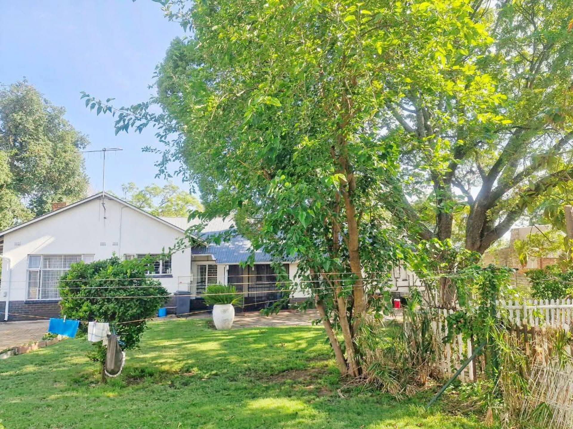  of property in Queenswood