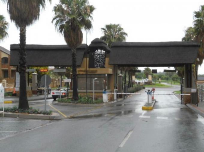 2 Bedroom Simplex for Sale For Sale in Mooikloof Ridge - MR704944