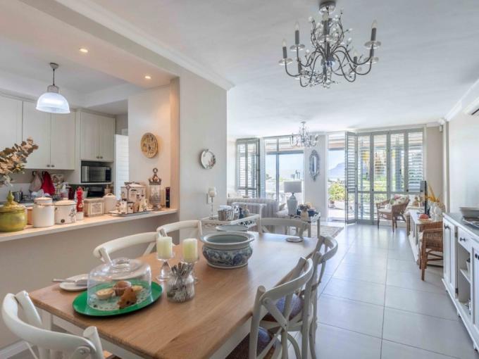 2 Bedroom Apartment for Sale For Sale in Table View - MR704945
