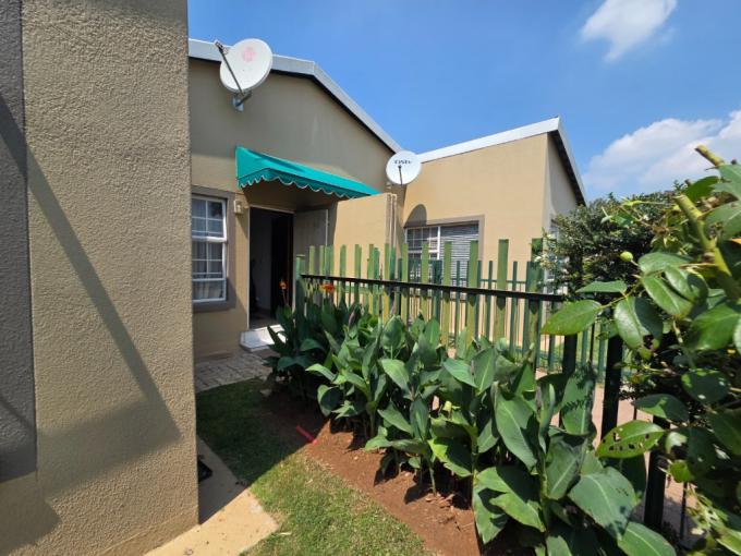 2 Bedroom Simplex for Sale For Sale in Meyersdal - MR704953