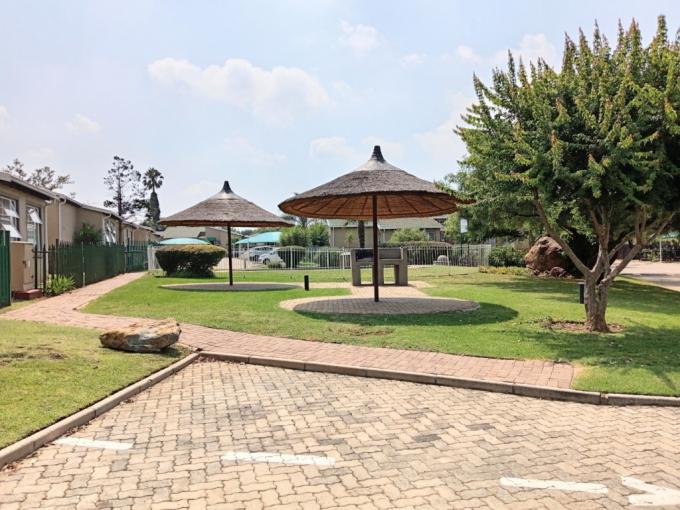 2 Bedroom Simplex for Sale For Sale in Meyersdal - MR704959