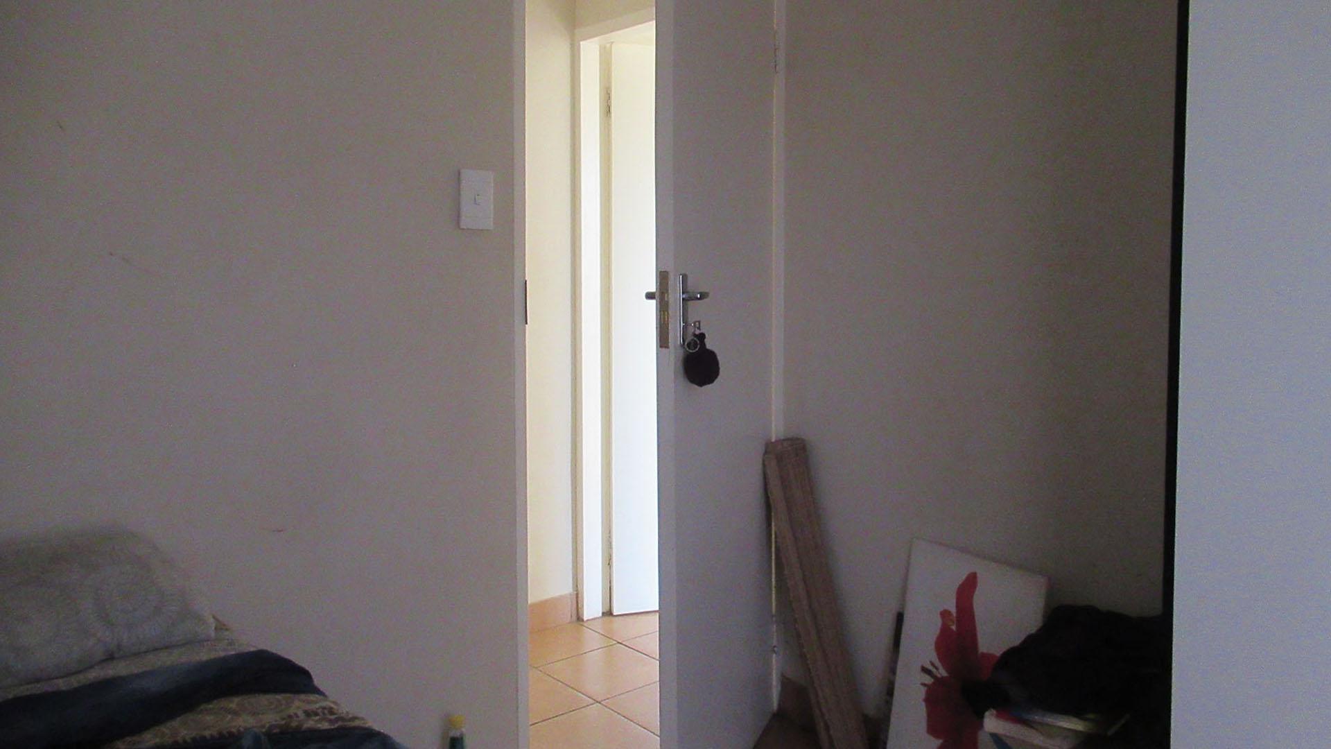 Bed Room 1 - 8 square meters of property in Sky City