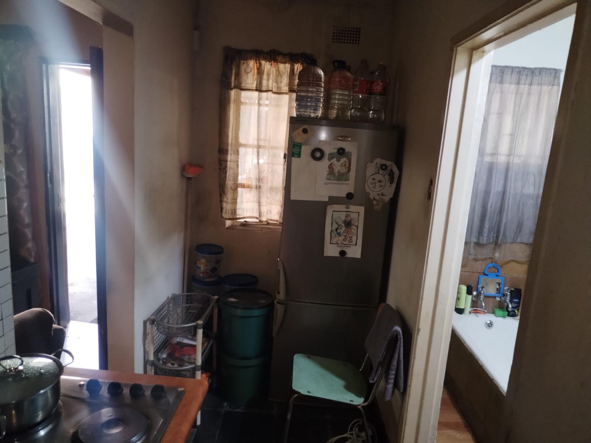  of property in Primrose