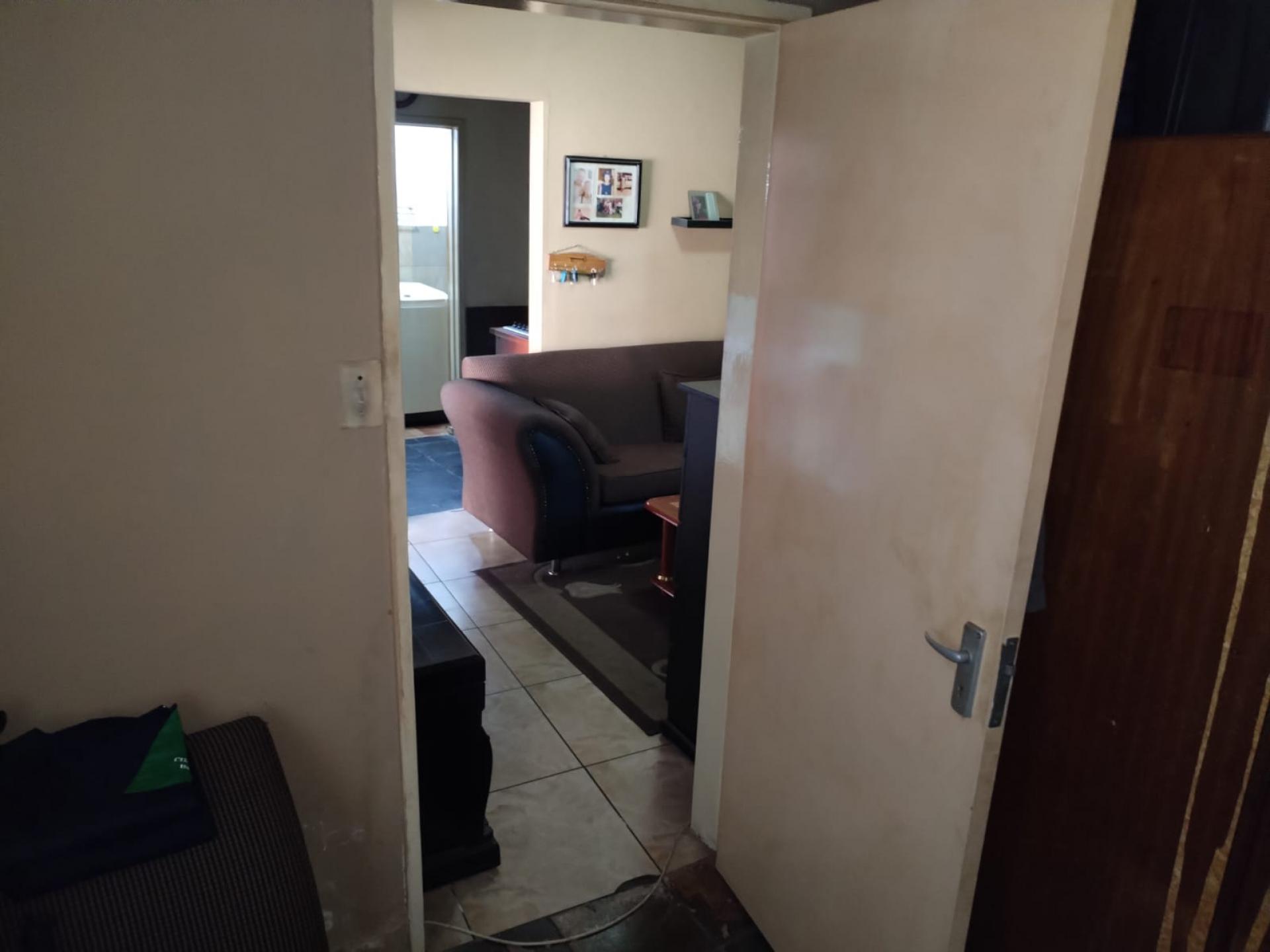  of property in Primrose