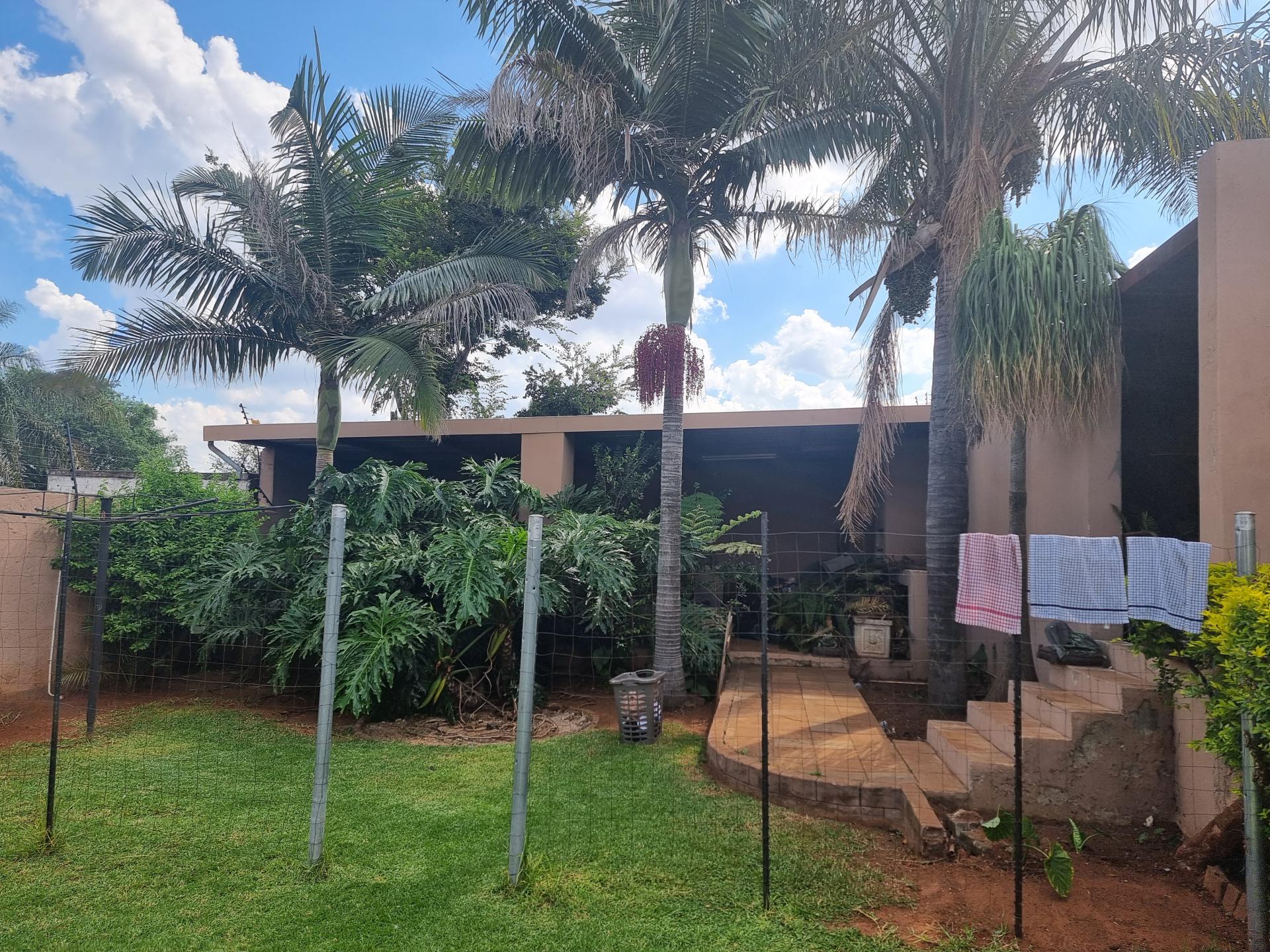  of property in Primrose