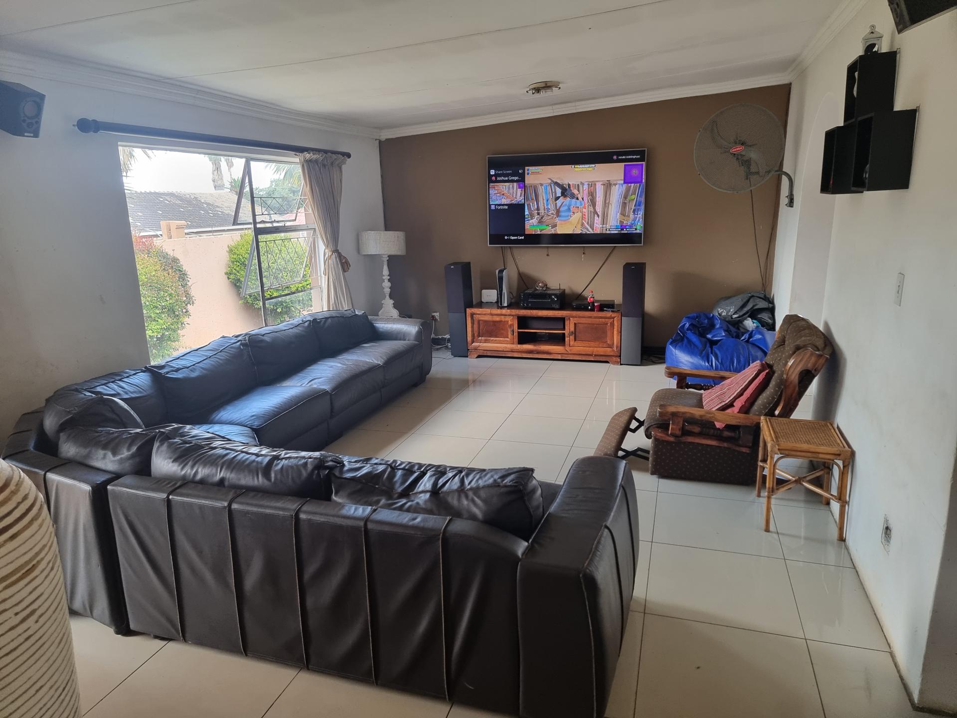  of property in Primrose