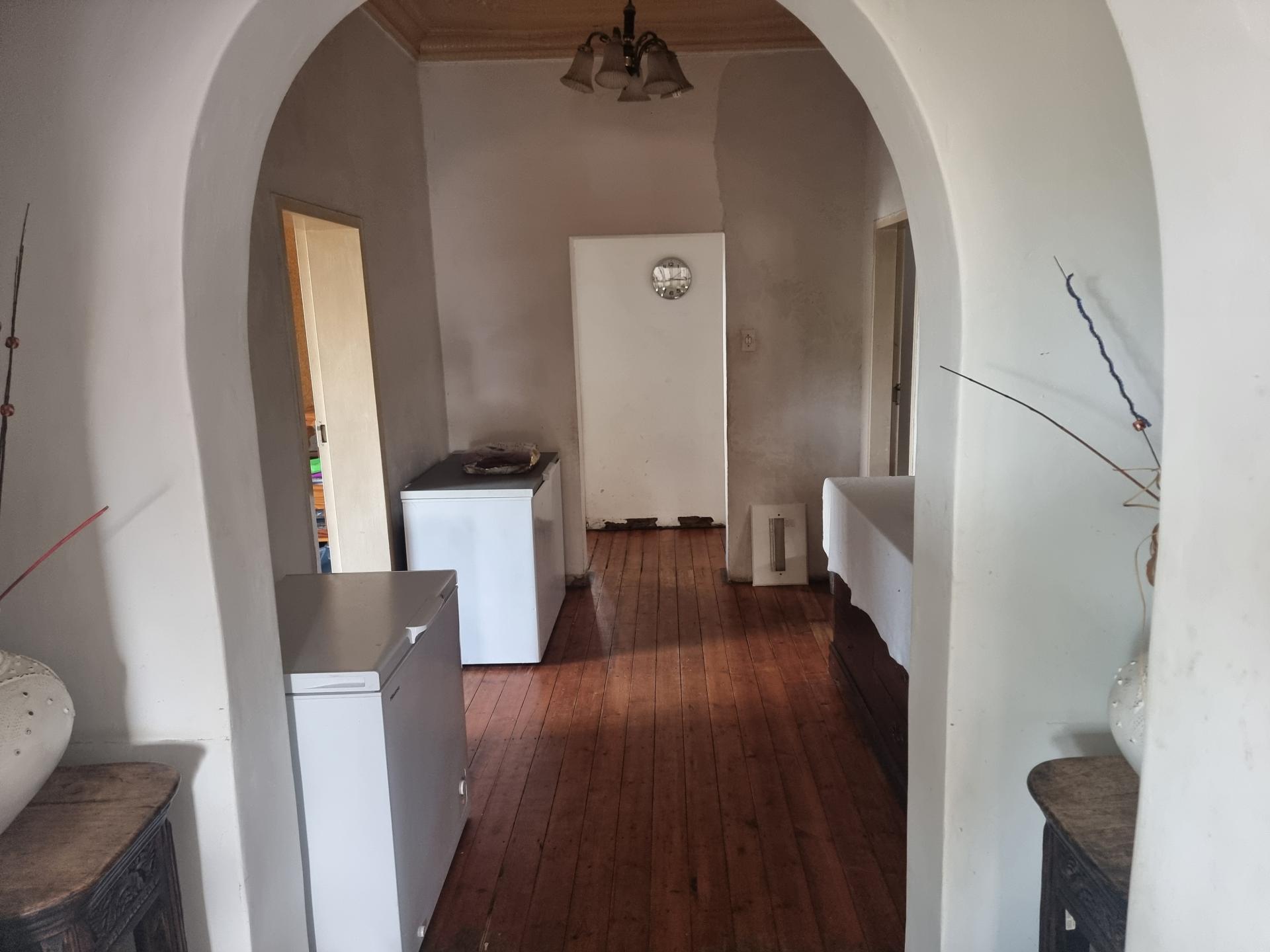  of property in Primrose