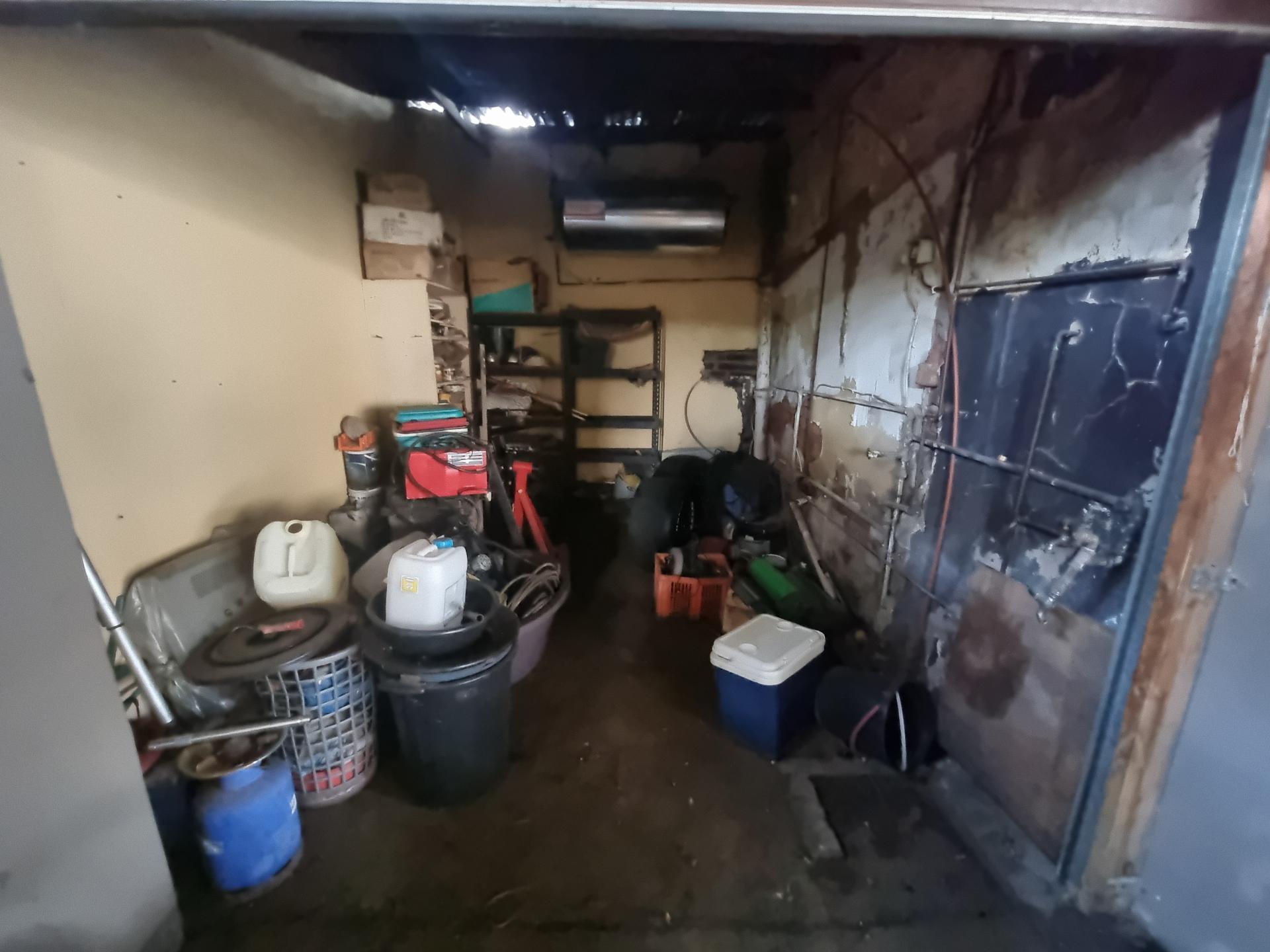  of property in Primrose