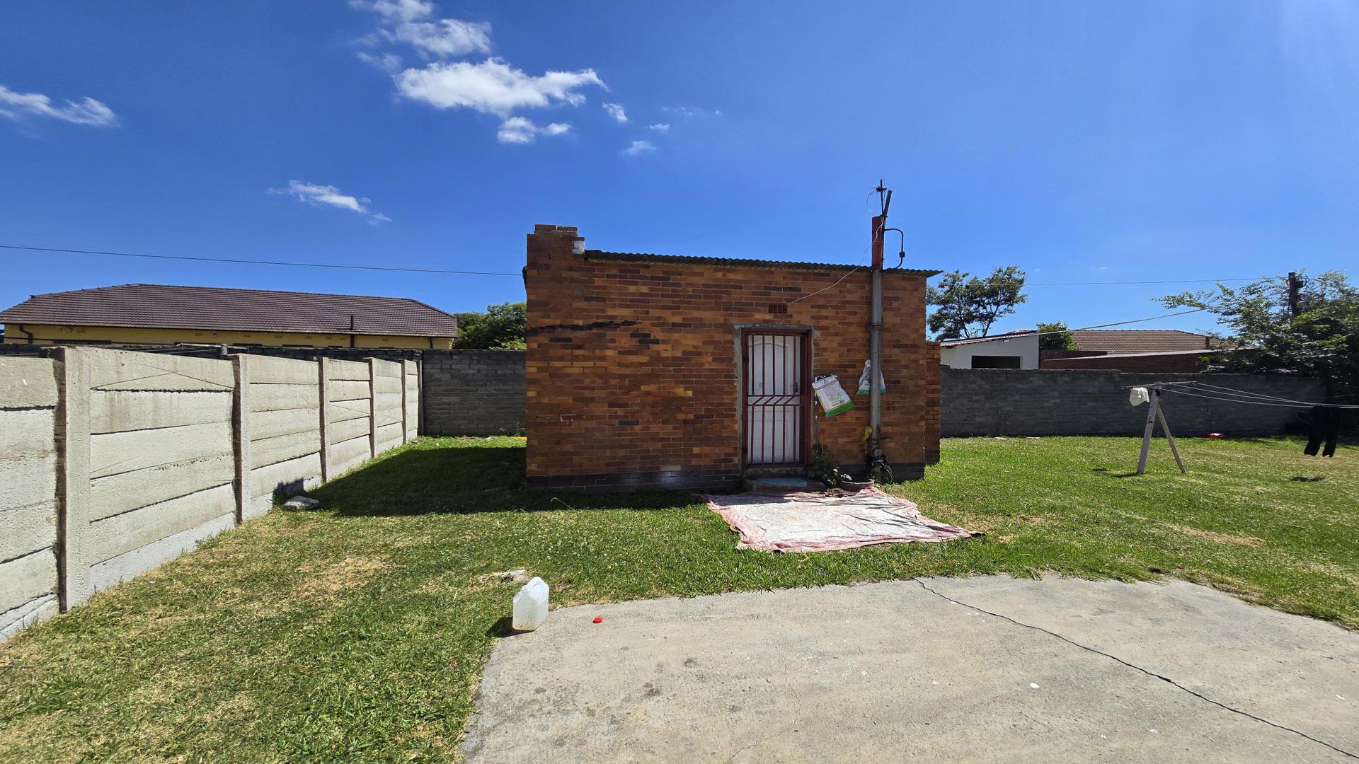 Spaces of property in Evander