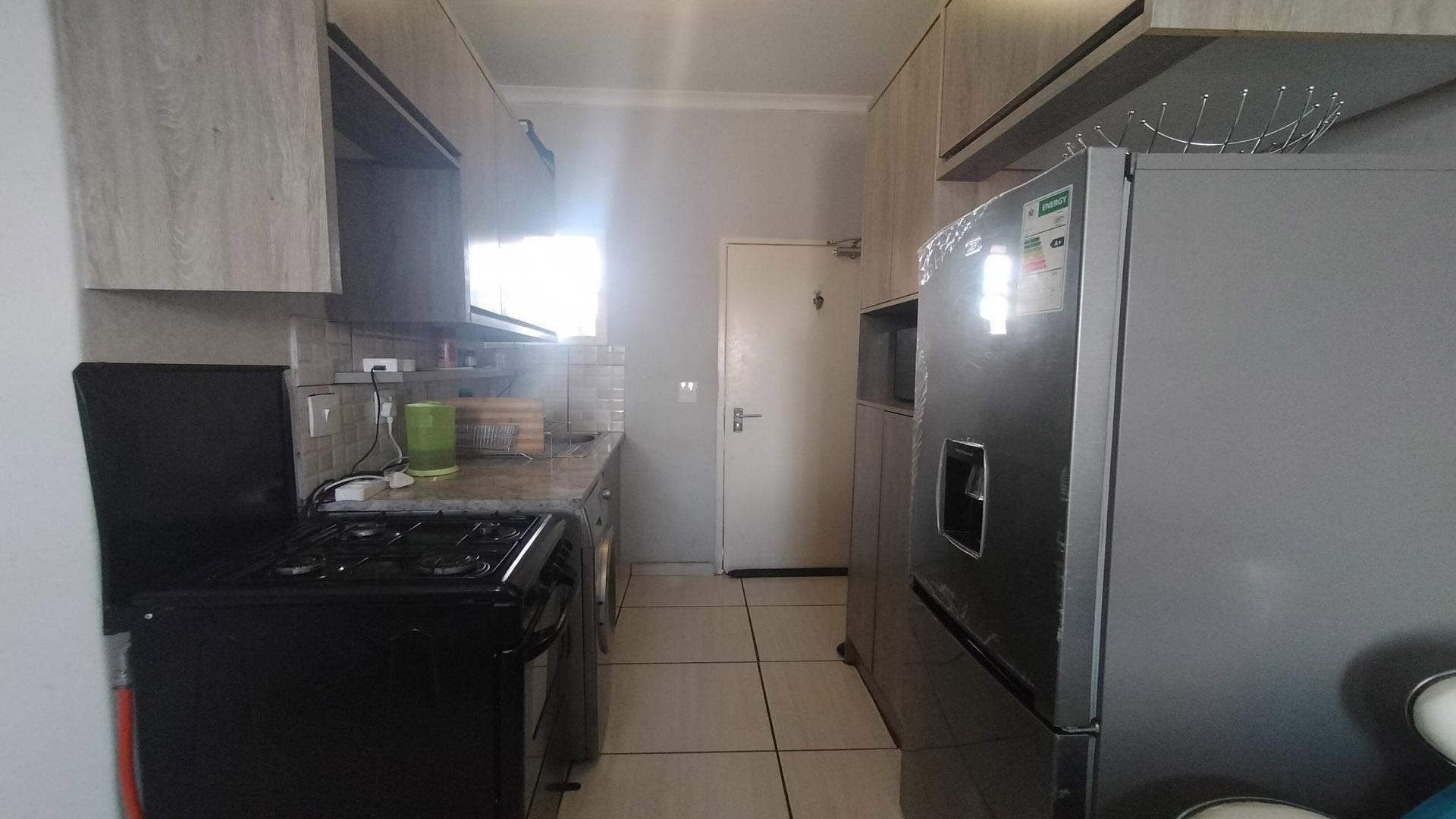 Kitchen of property in South Hills