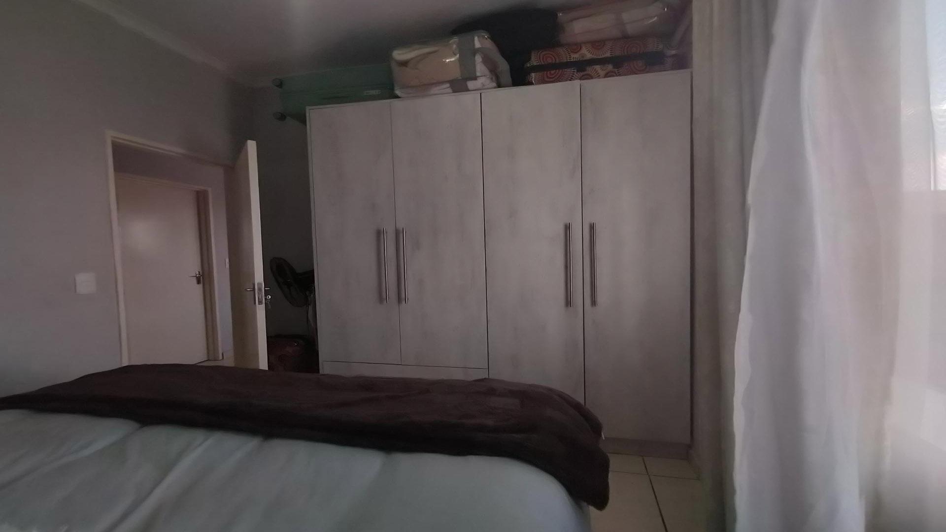 Bed Room 2 of property in South Hills