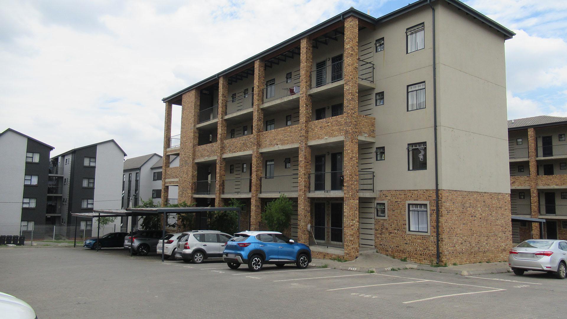 Front View of property in South Hills