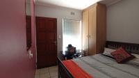 Main Bedroom - 11 square meters of property in Clayville