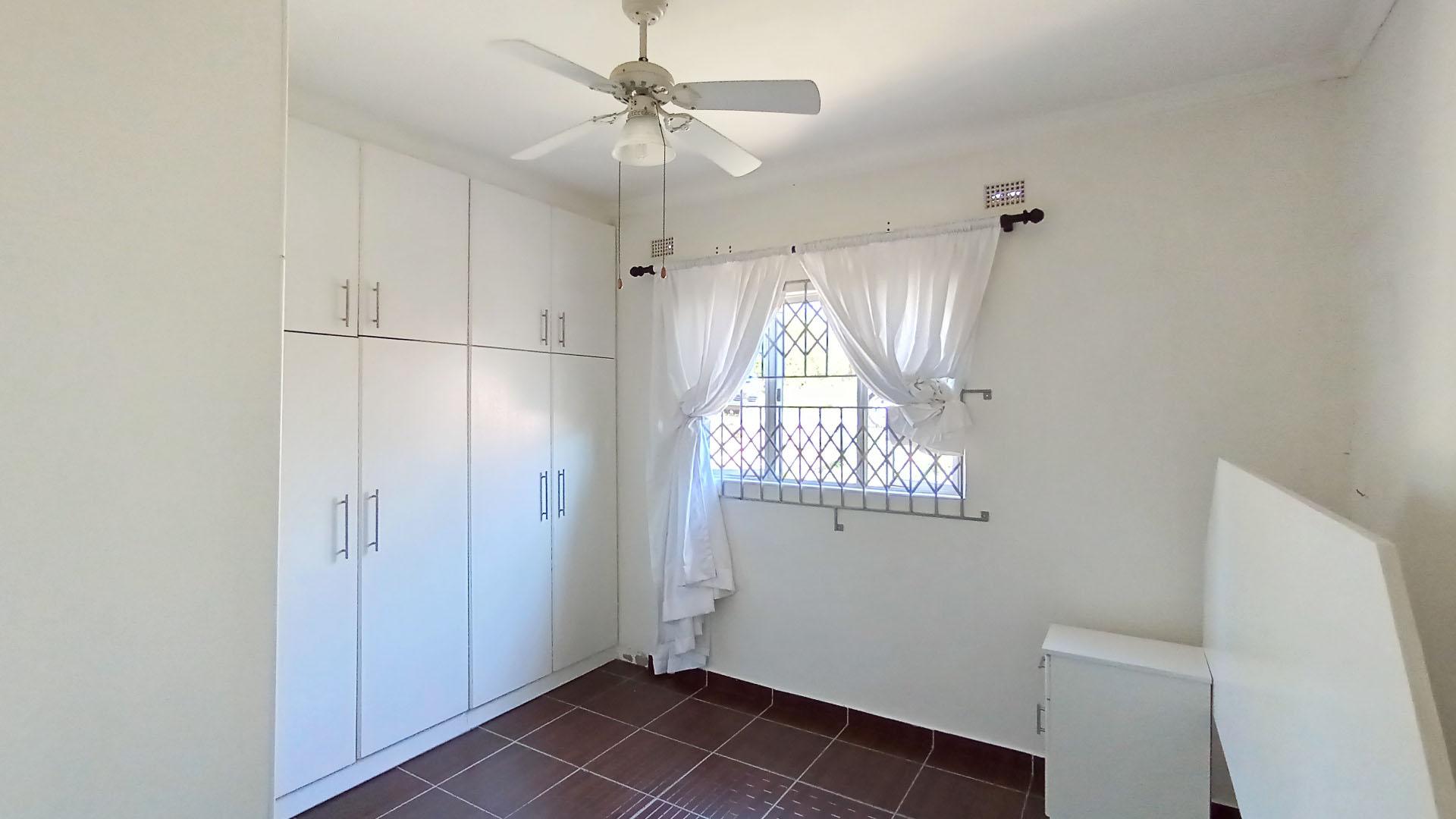 Main Bedroom - 14 square meters of property in Moorton