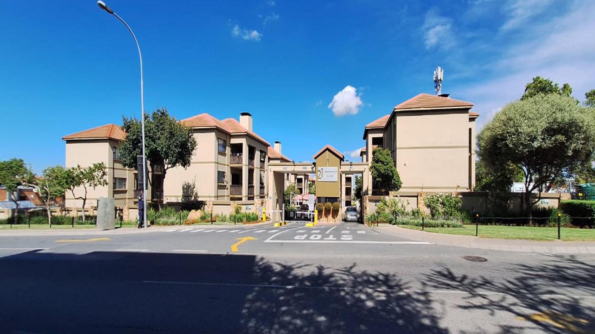 Front View of property in Lone Hill