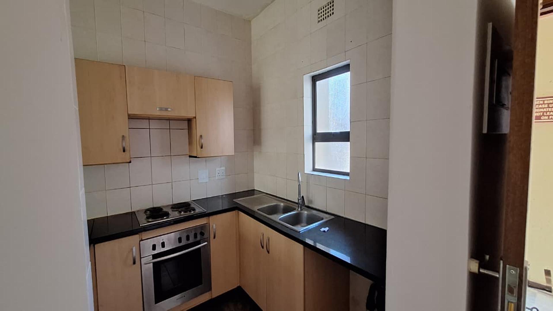 Kitchen - 7 square meters of property in Lone Hill