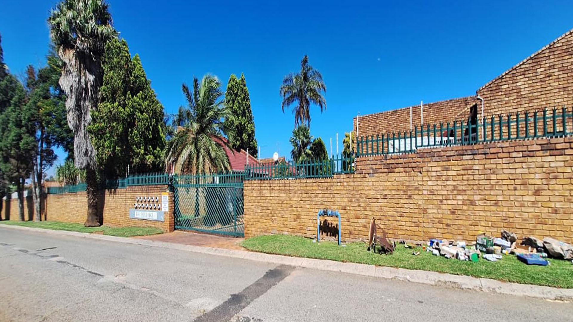 Front View of property in Birchleigh