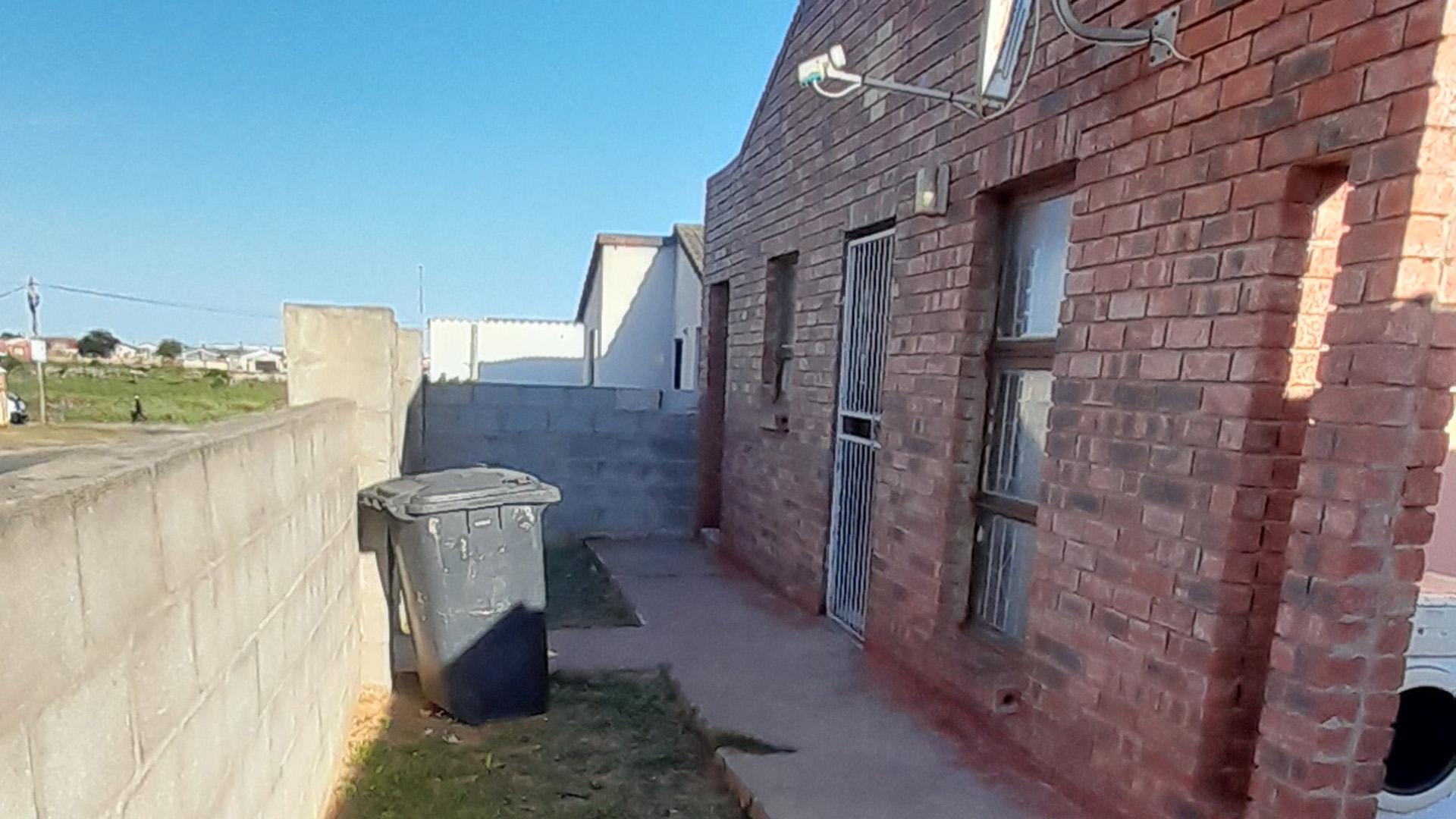 Front View of property in Motherwell 3