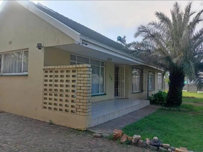 3 Bedroom House for Sale For Sale in Cresslawn - MR705091