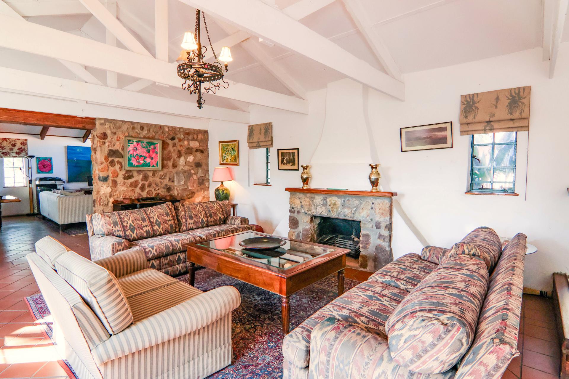  of property in Thatchfield