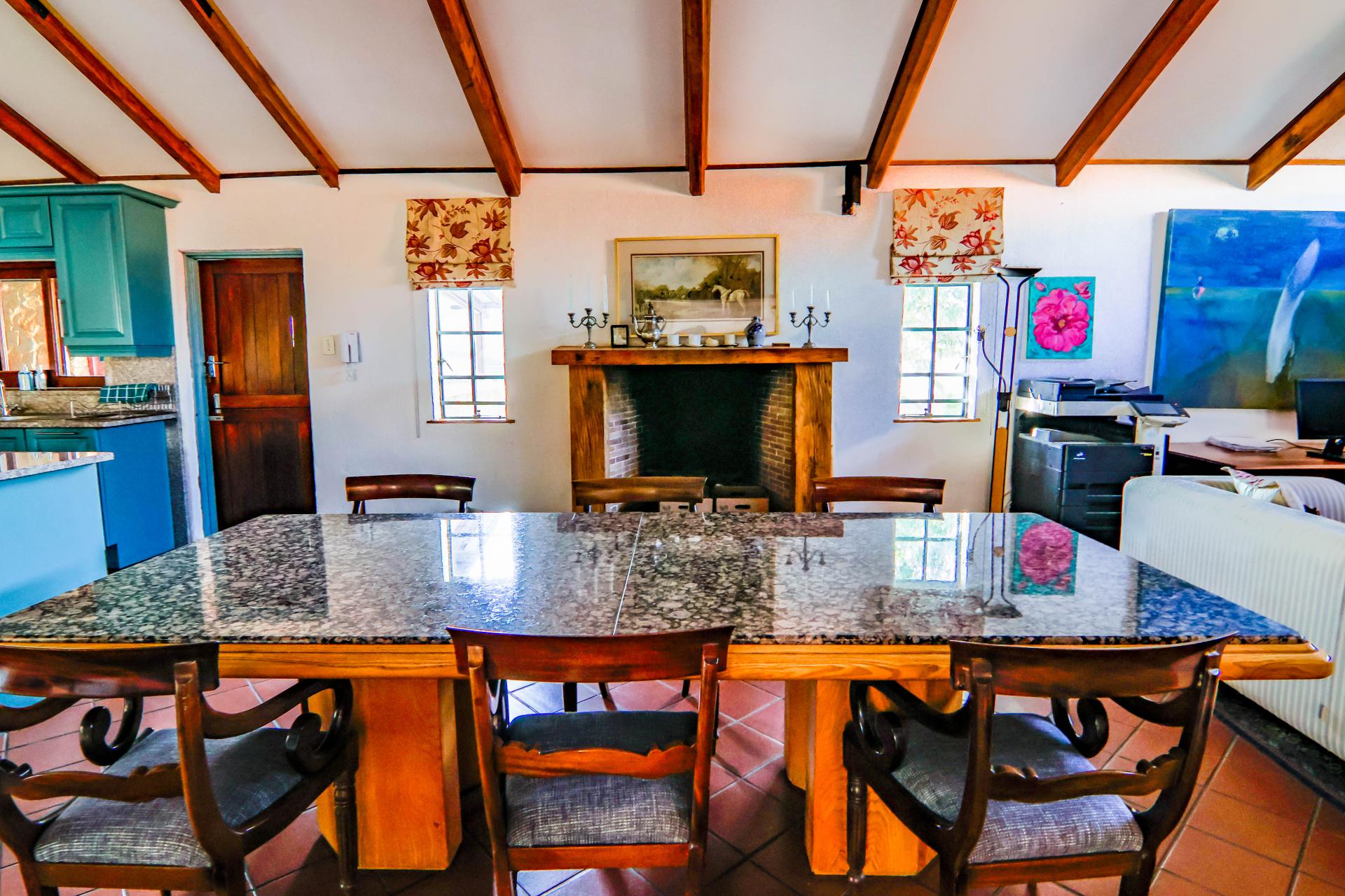  of property in Thatchfield