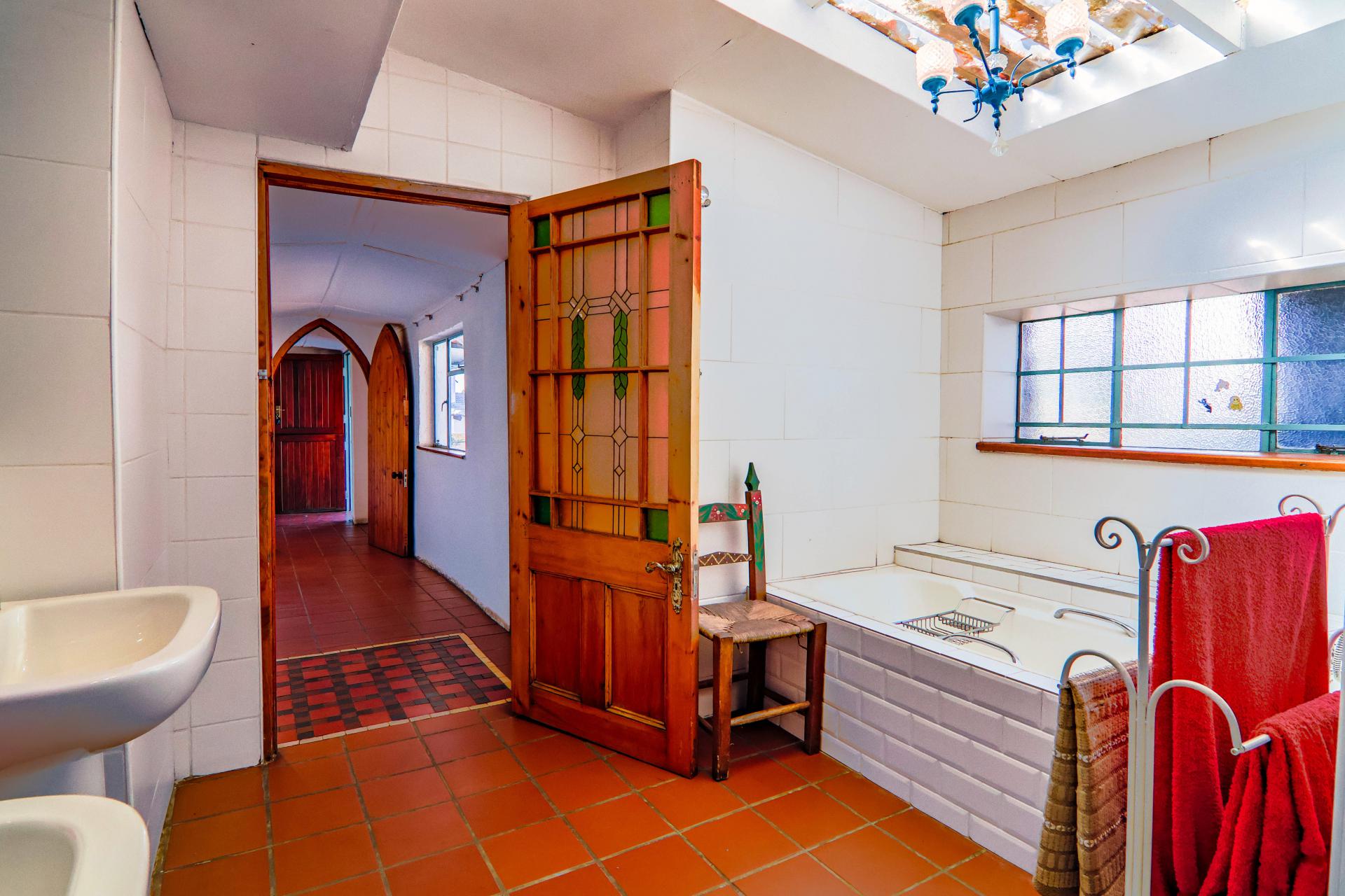  of property in Thatchfield