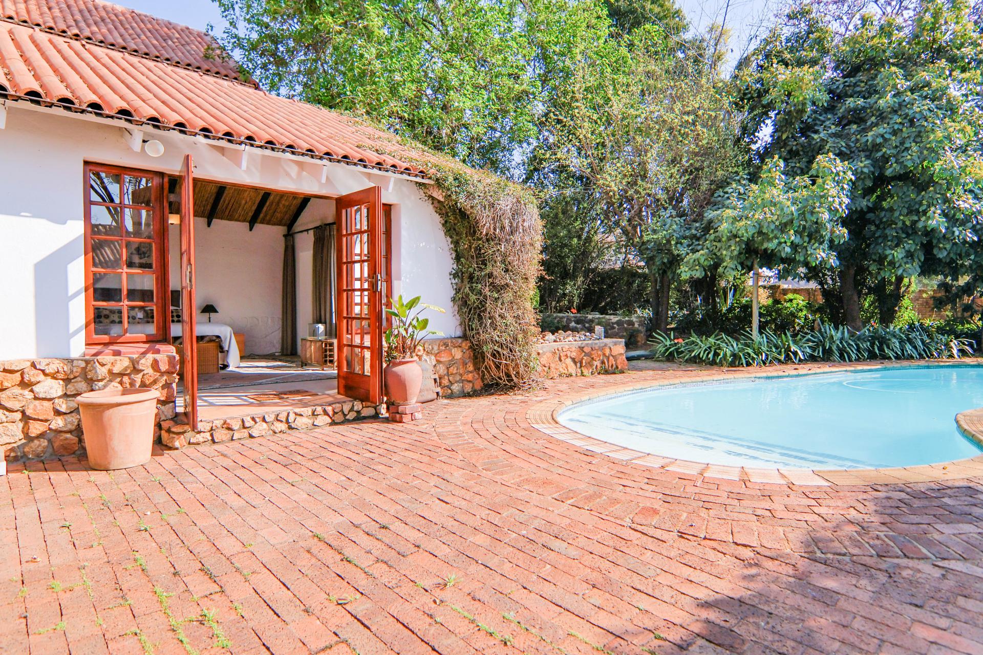  of property in Thatchfield