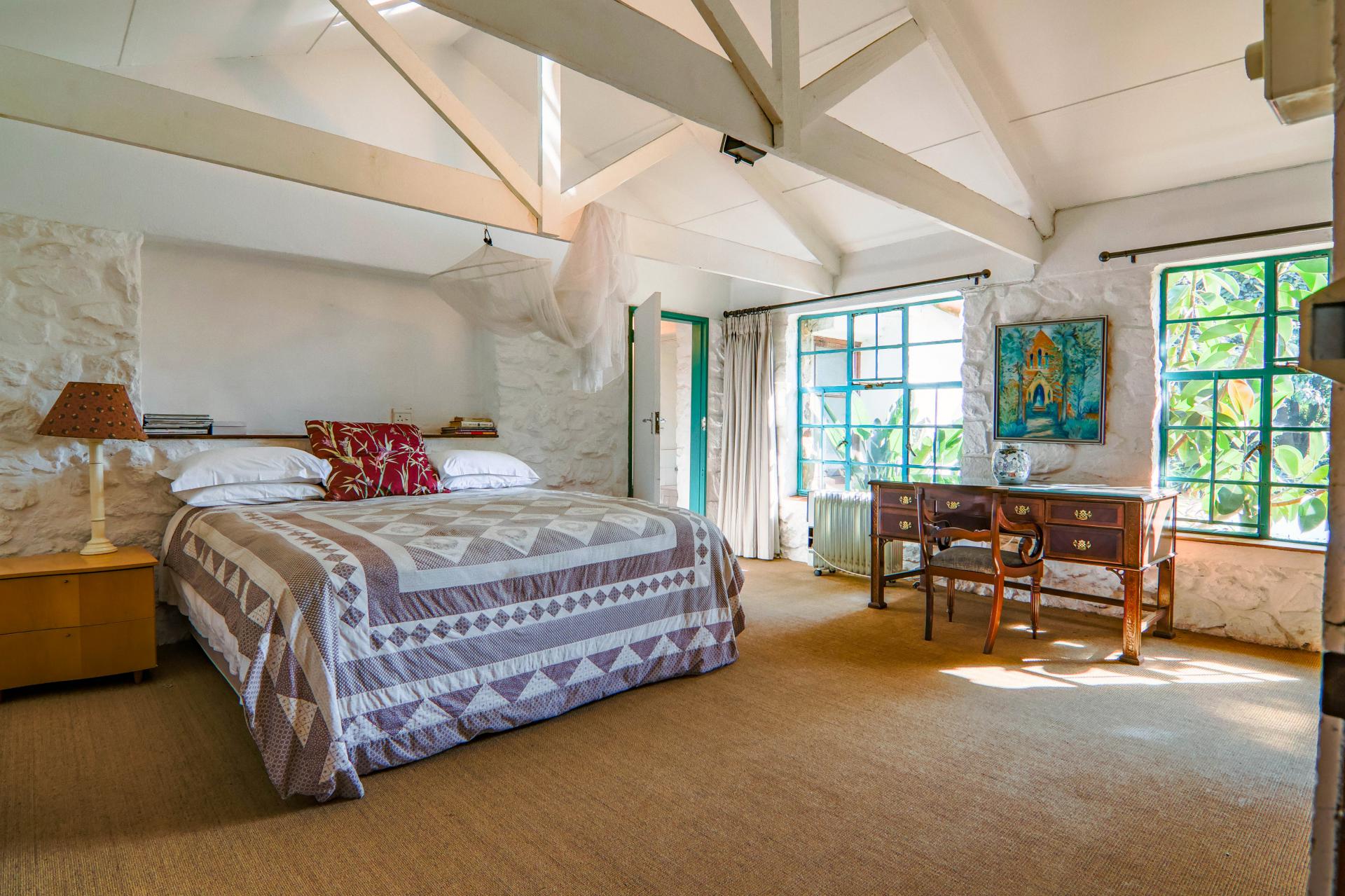  of property in Thatchfield