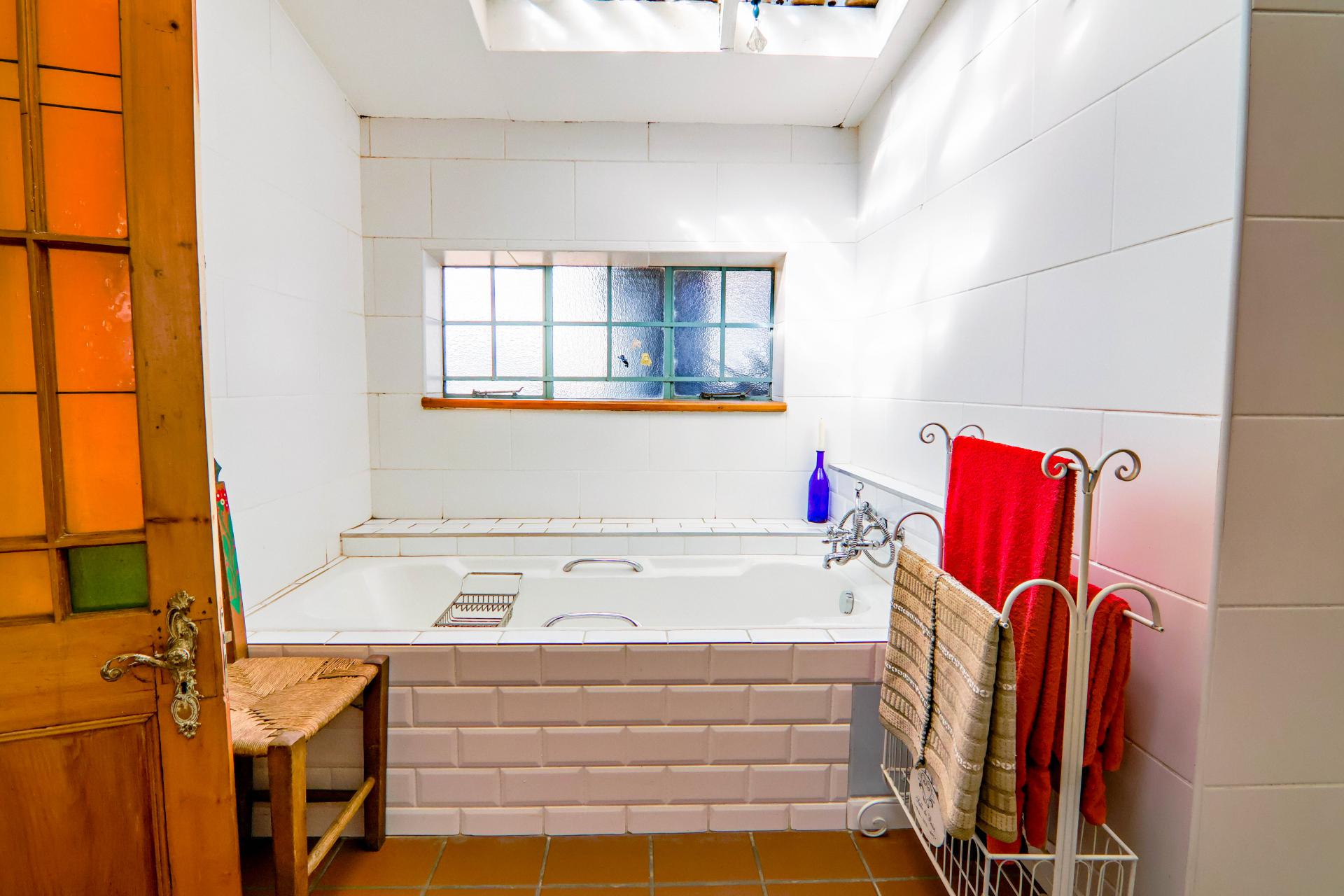  of property in Thatchfield