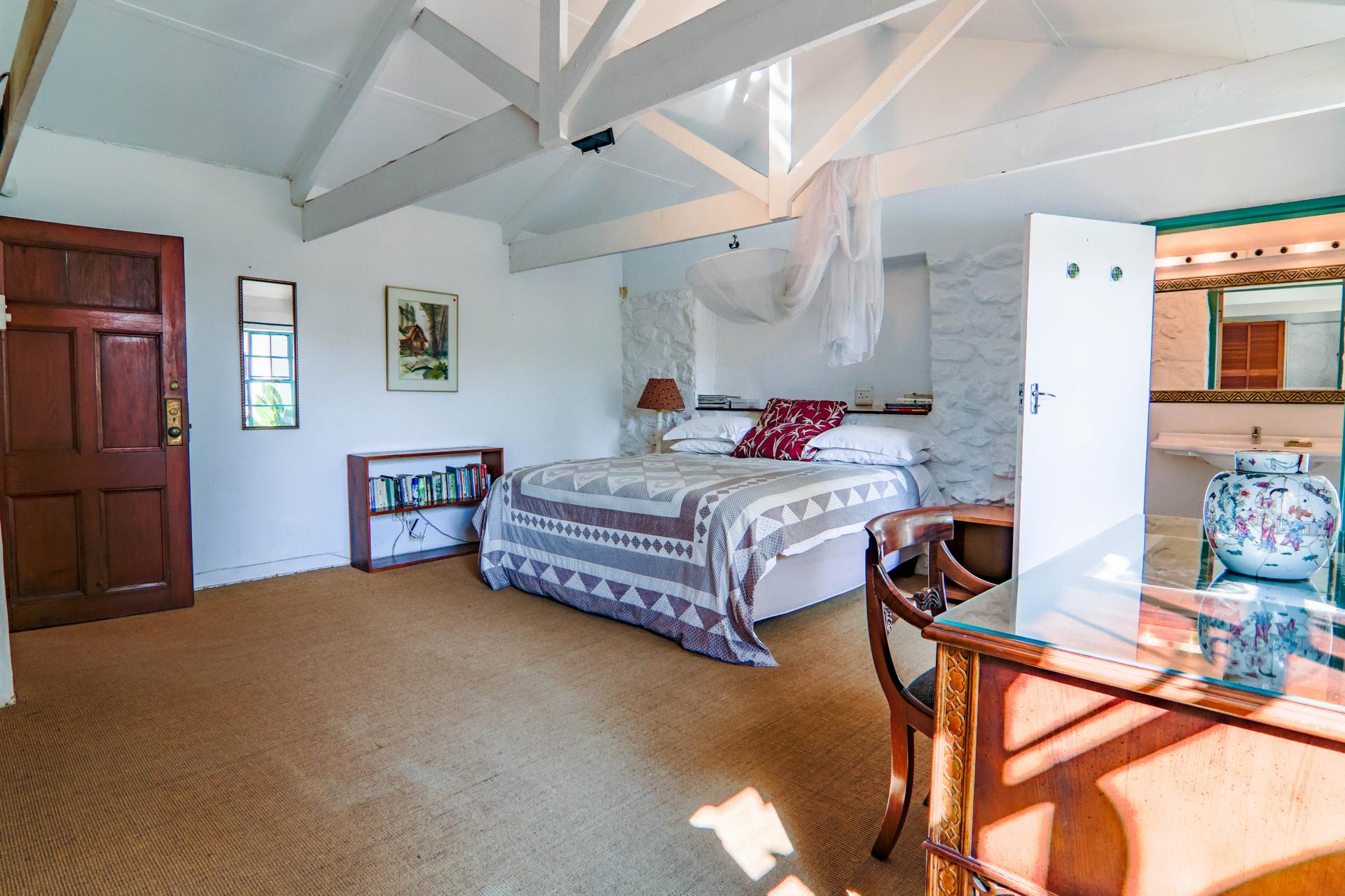  of property in Thatchfield