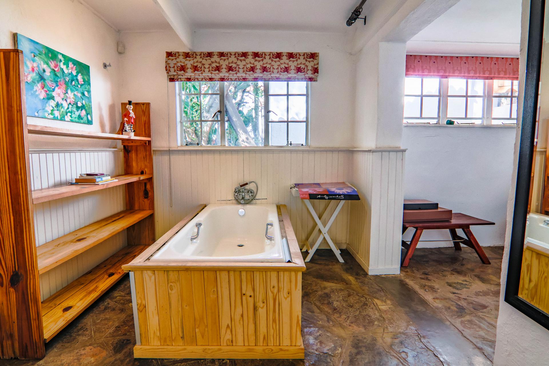  of property in Thatchfield