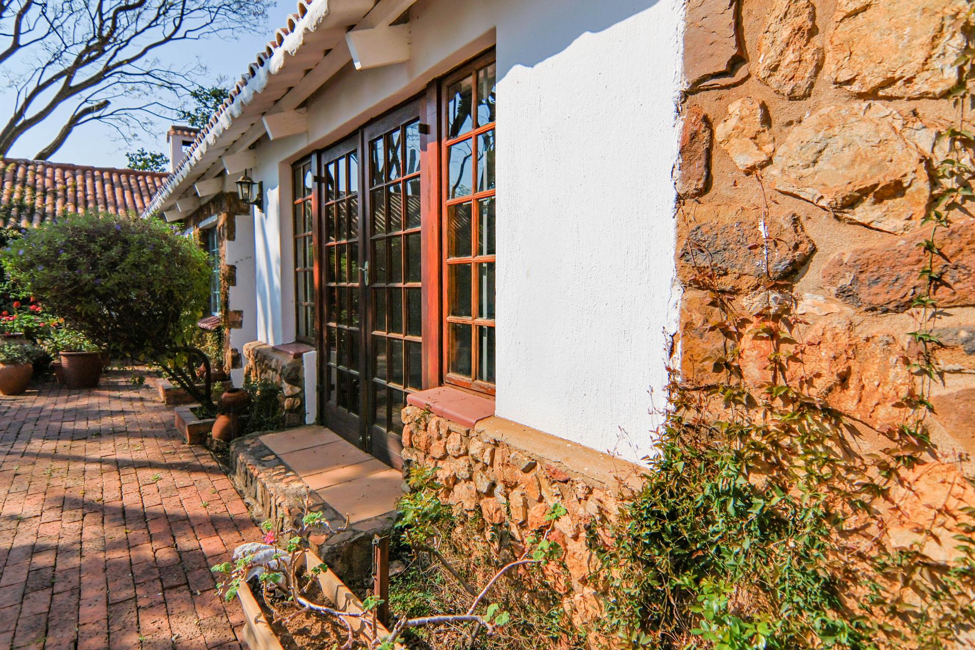  of property in Thatchfield