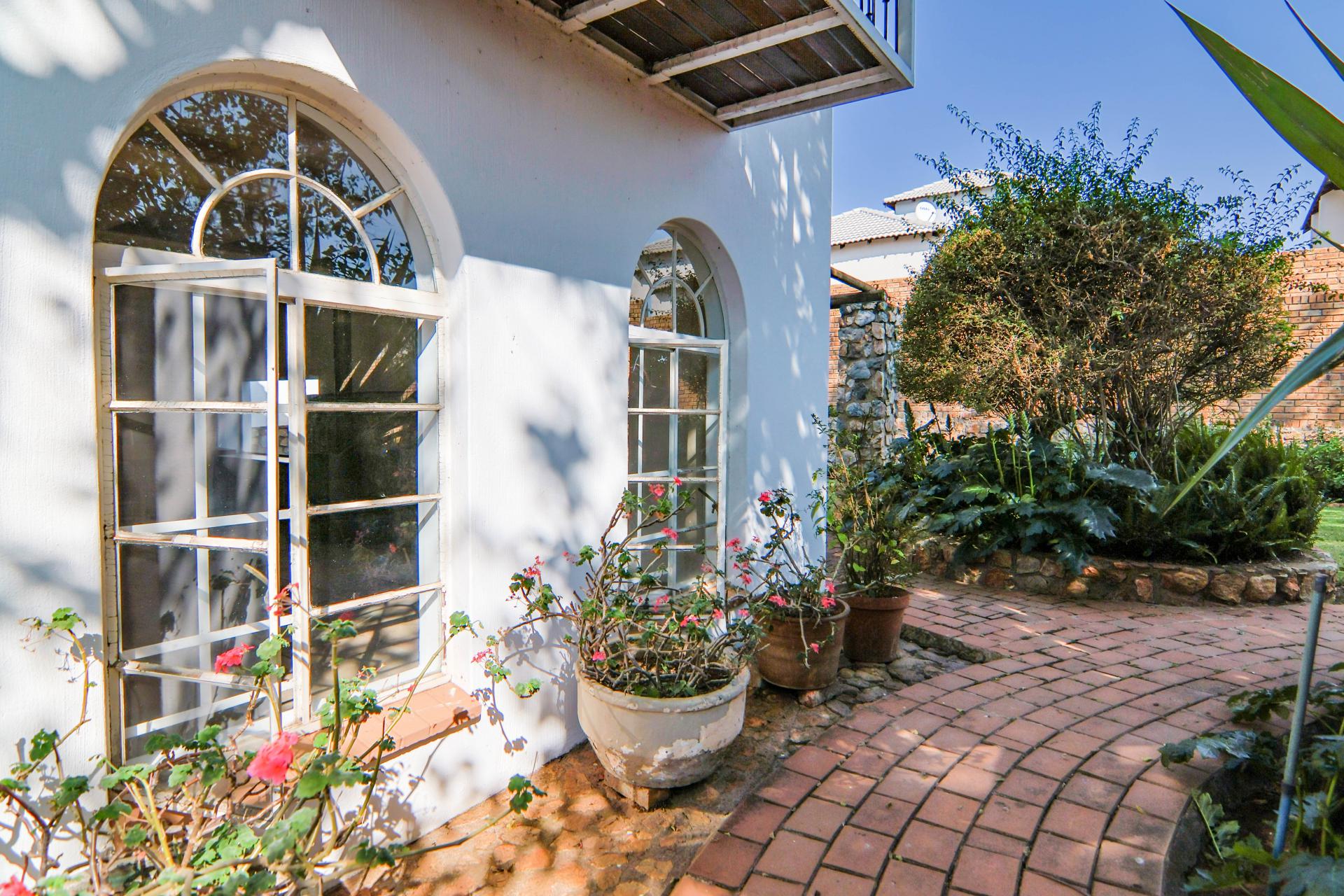  of property in Thatchfield