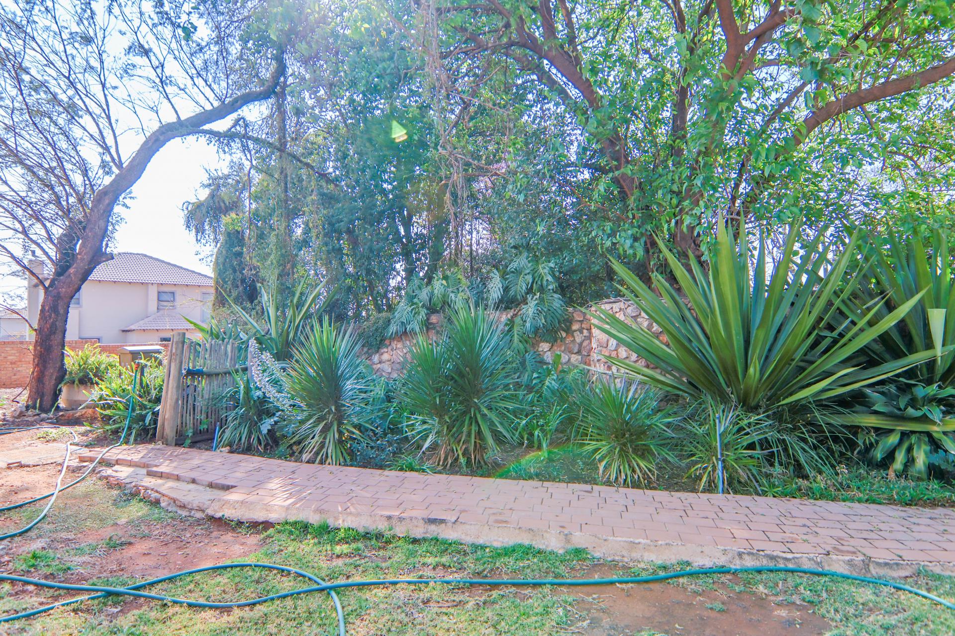  of property in Thatchfield