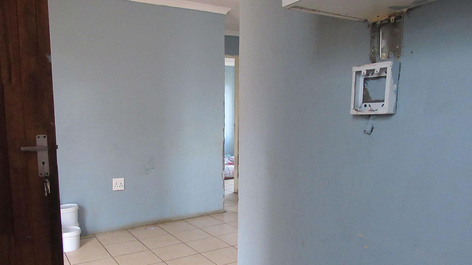 Kitchen - 5 square meters of property in Protea Glen