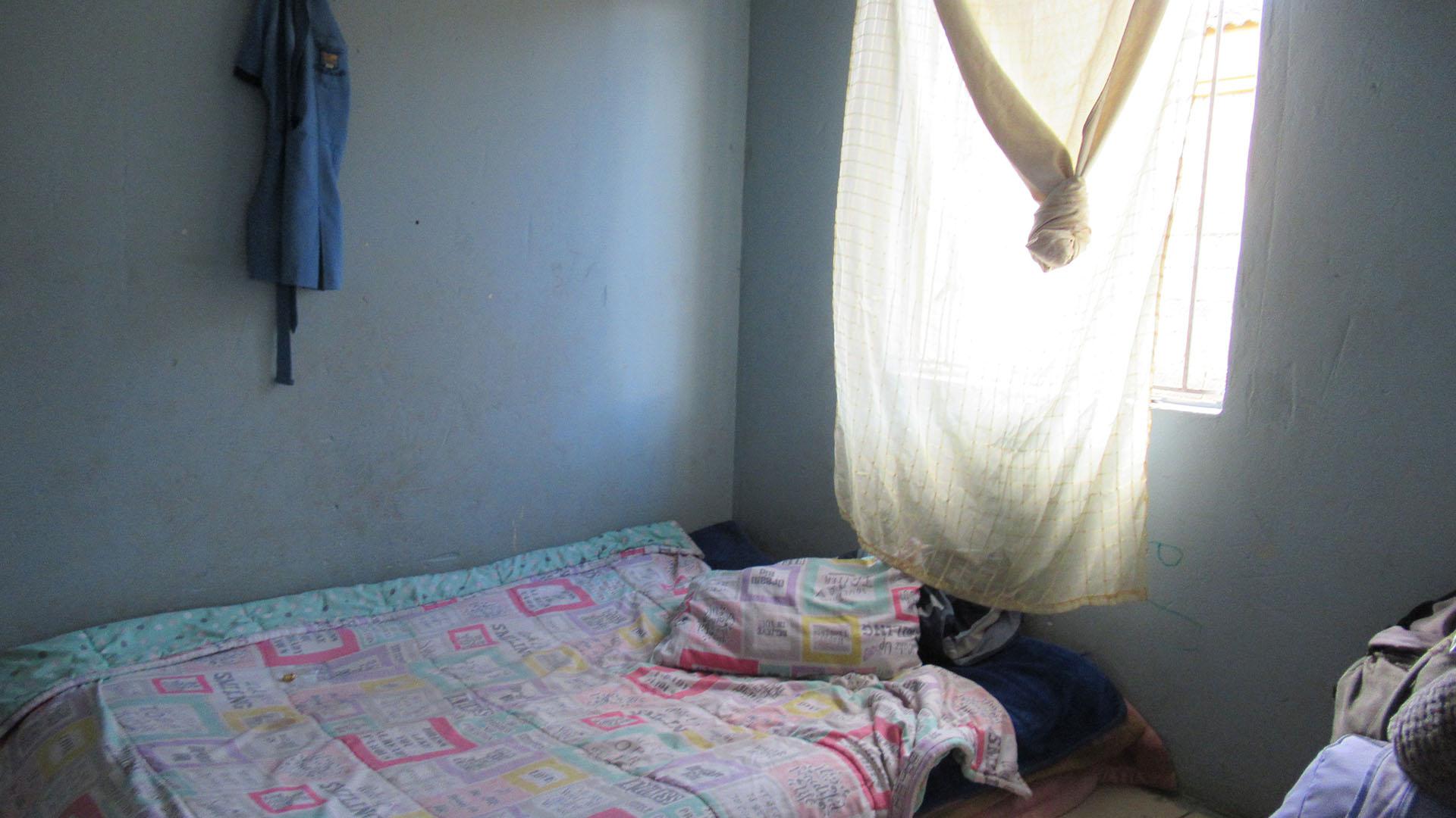 Bed Room 2 - 9 square meters of property in Protea Glen