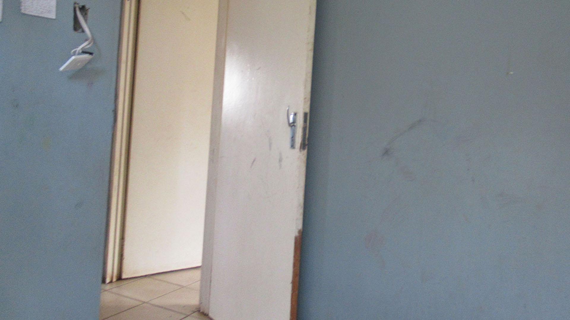 Bed Room 2 - 9 square meters of property in Protea Glen