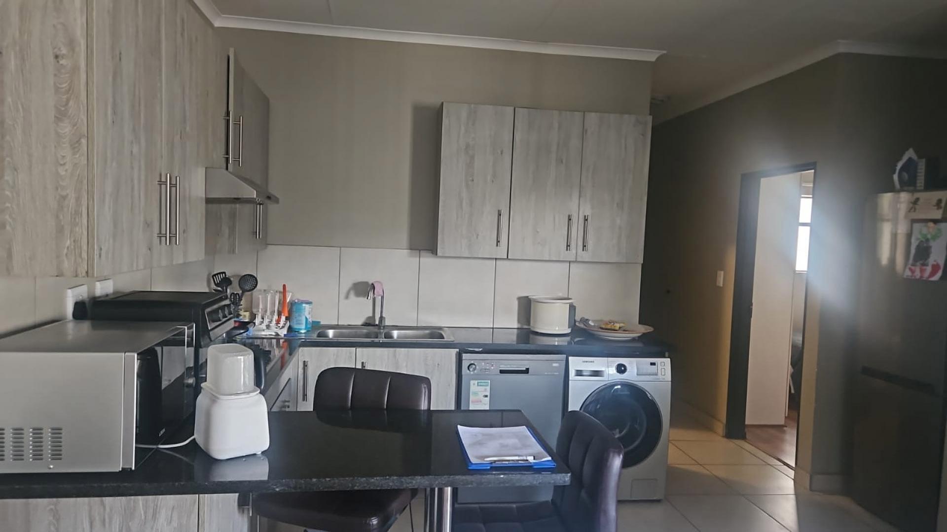 Kitchen of property in Glen Austin AH (Midrand)