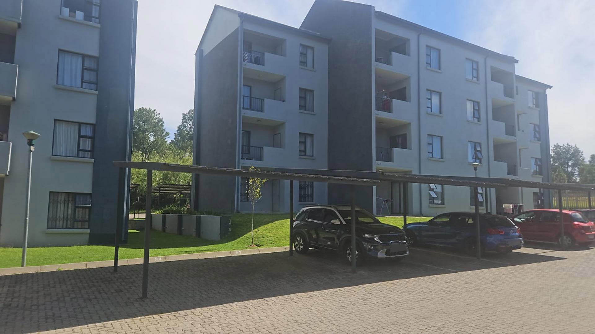 Carport  of property in Glen Austin AH (Midrand)