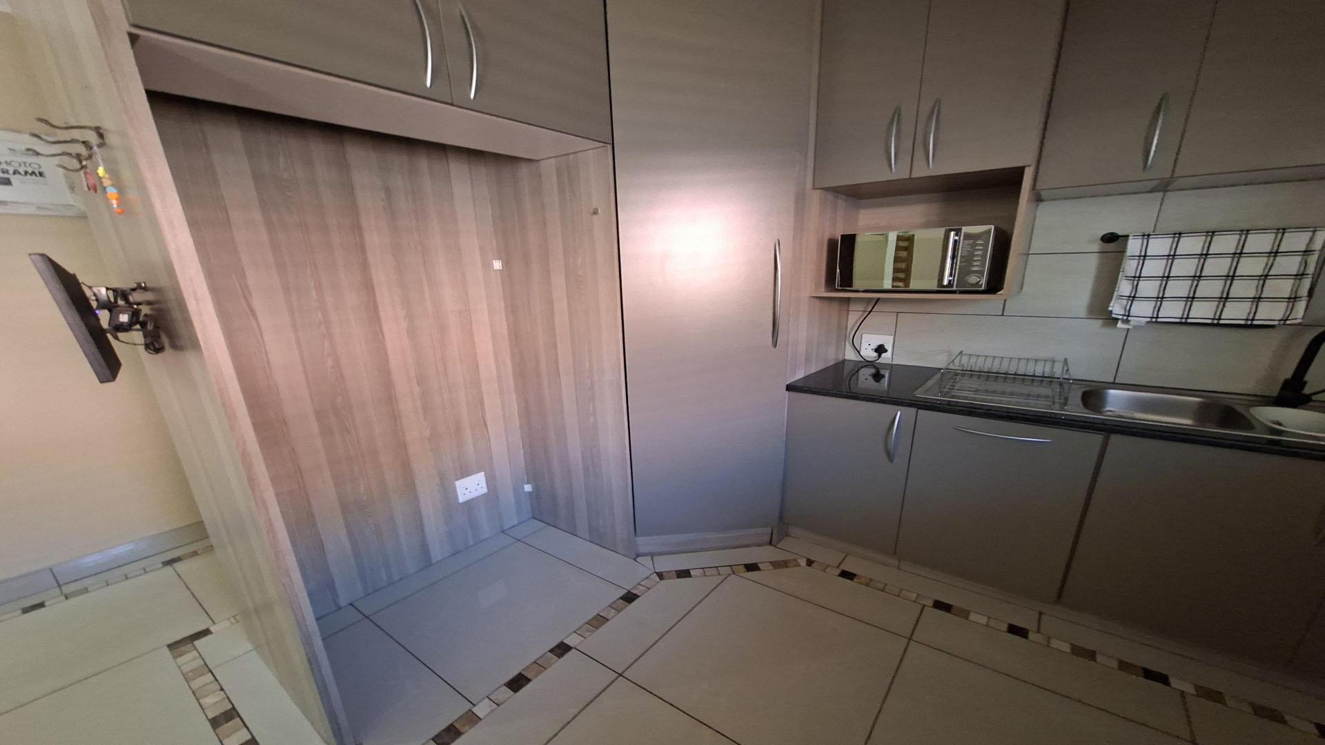 Kitchen of property in Wonderboom South