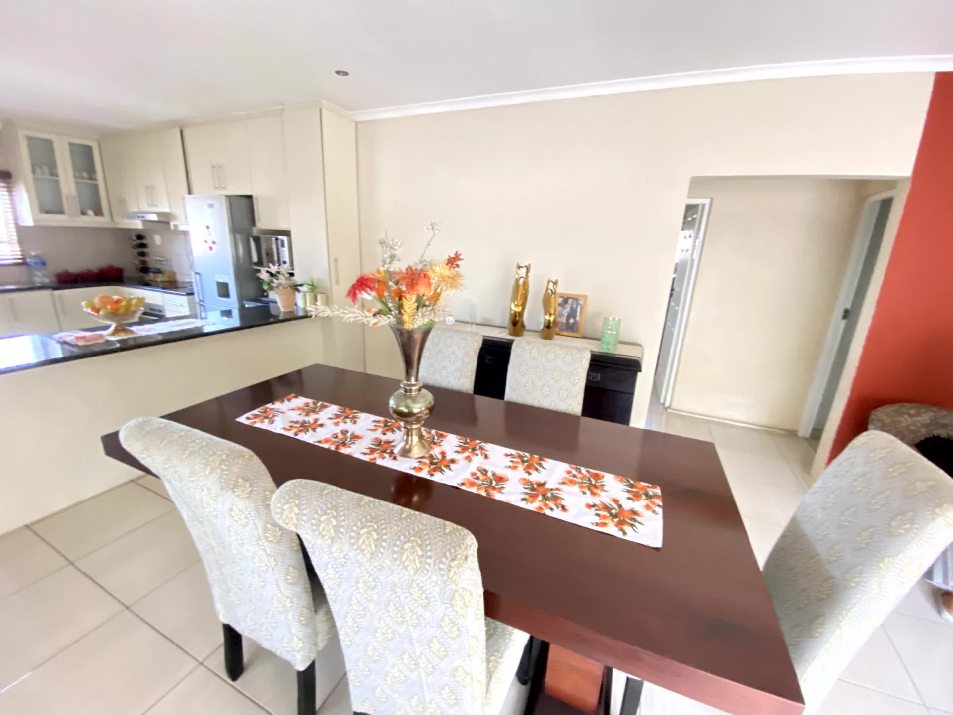  of property in Montclair (Dbn)